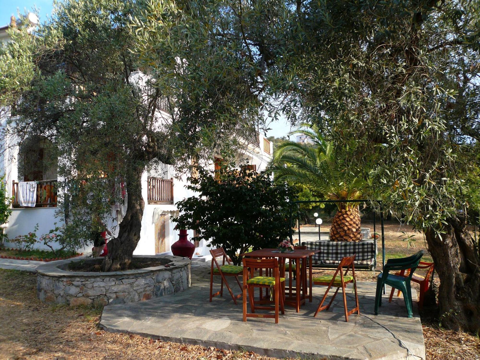 Liossis Rooms & Apartments Skopelos Zewnętrze zdjęcie